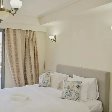 New Times & Near Metro Station Center Aparthotel *