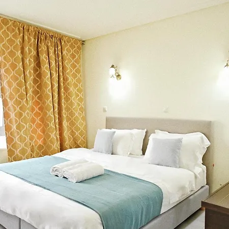 Apartahotel New Times & Near Metro Station Center *